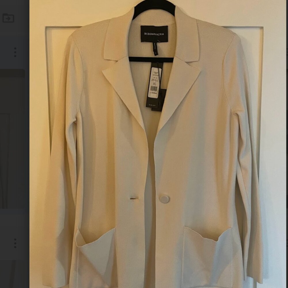 Bcbg Max Azria sweater blazer